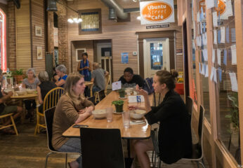 Ubuntu Street Cafe in Kent, Washington